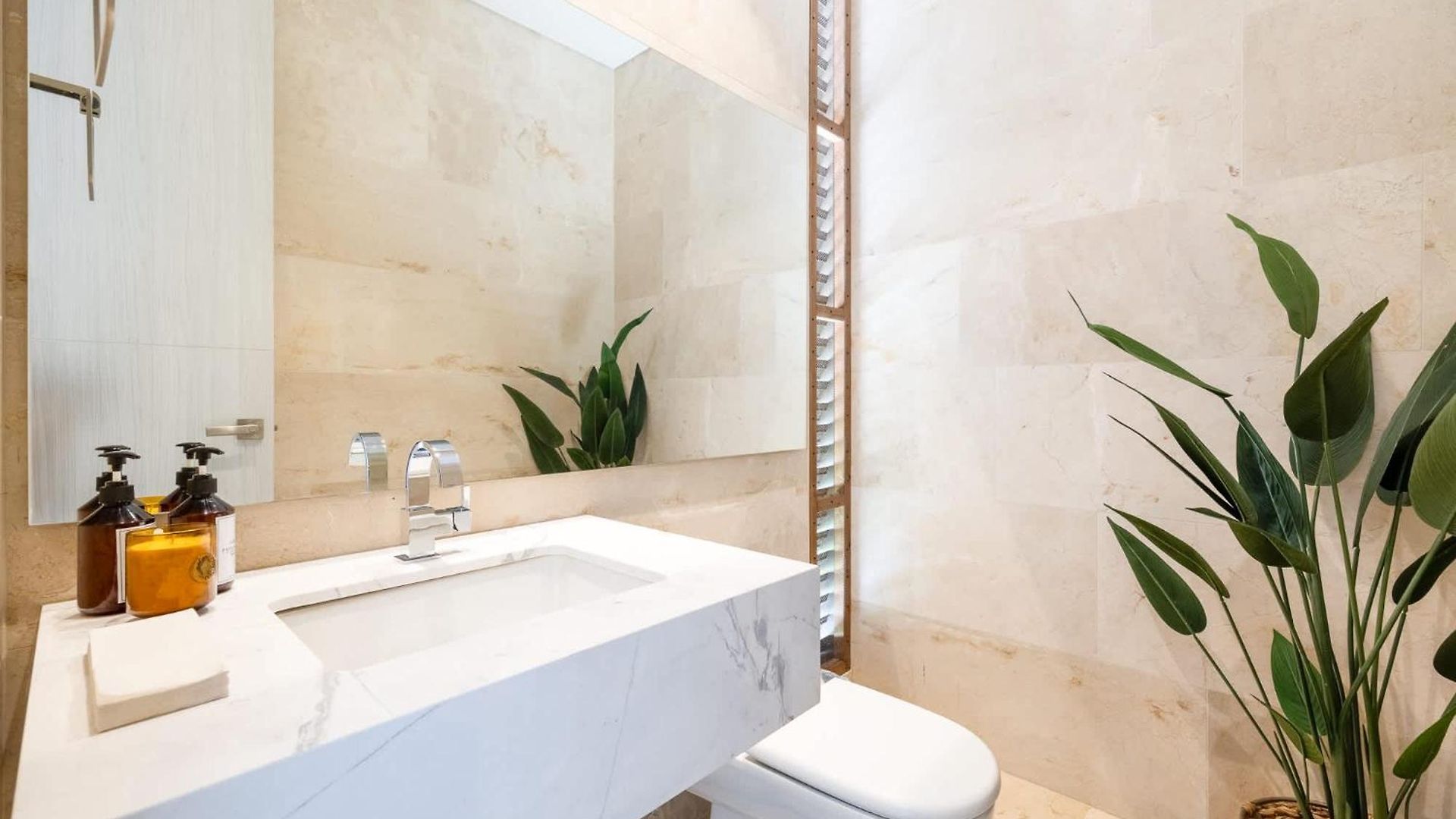 Modern With Private Pool In Baru *
