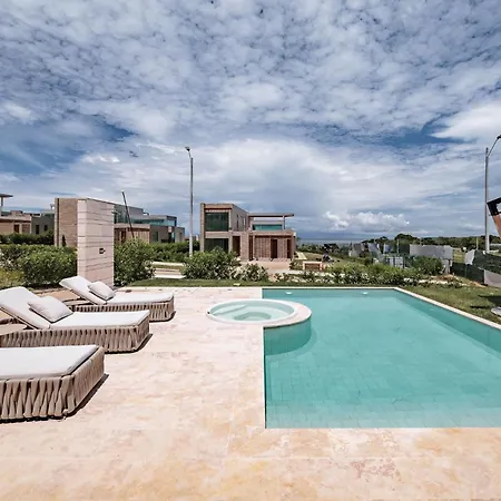Modern With Private Pool In Baru Сasa de vacaciones *