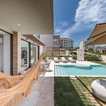 Modern With Private Pool In Baru Сasa de vacaciones