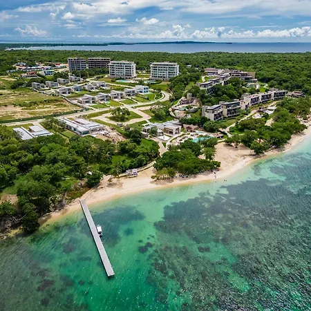 Modern With Private Pool In Baru * Cartagena